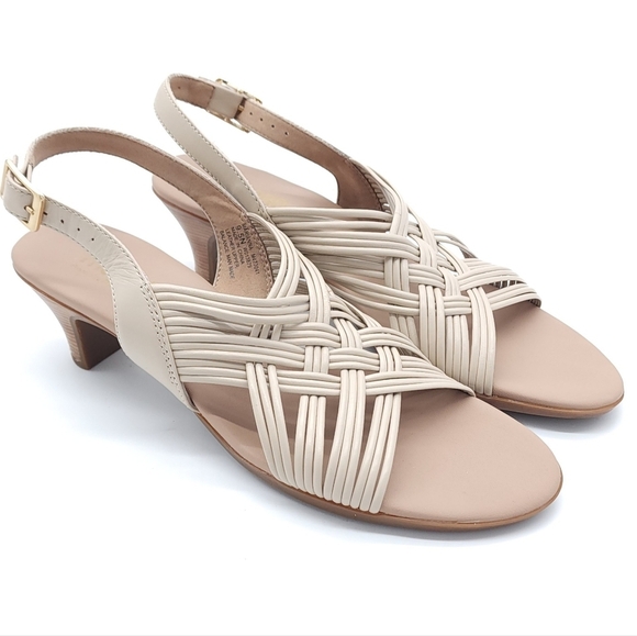 MUNRO Marianna Slingback Beige Sandals Stylish Comfort Women's Size 9.5 Narrow - Picture 1 of 8